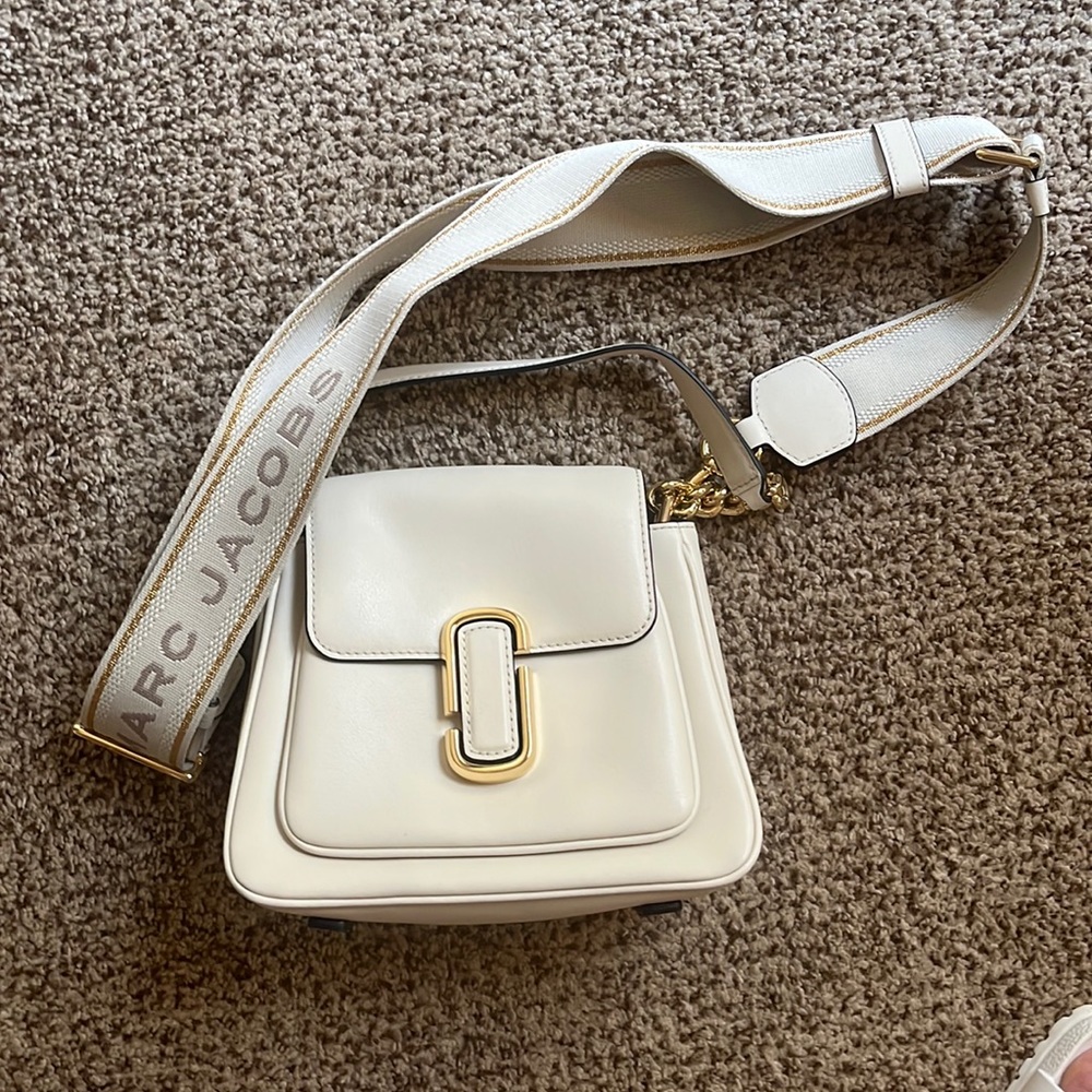 Never Used Authentic Marc Jacobs Jmarc Satchel. - image 1